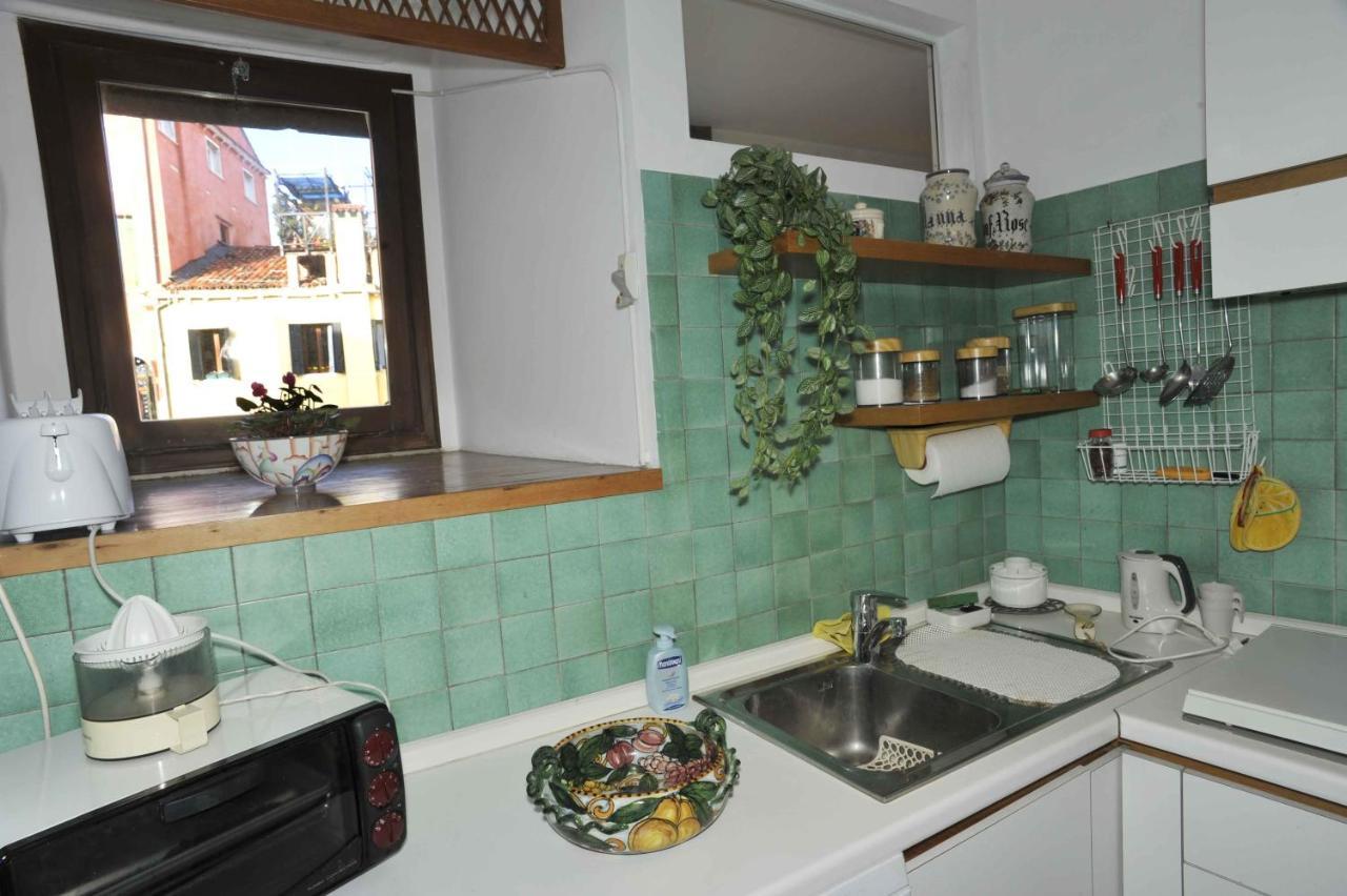 Monolocale Luminosissimo Apartment Veneţia Exterior foto